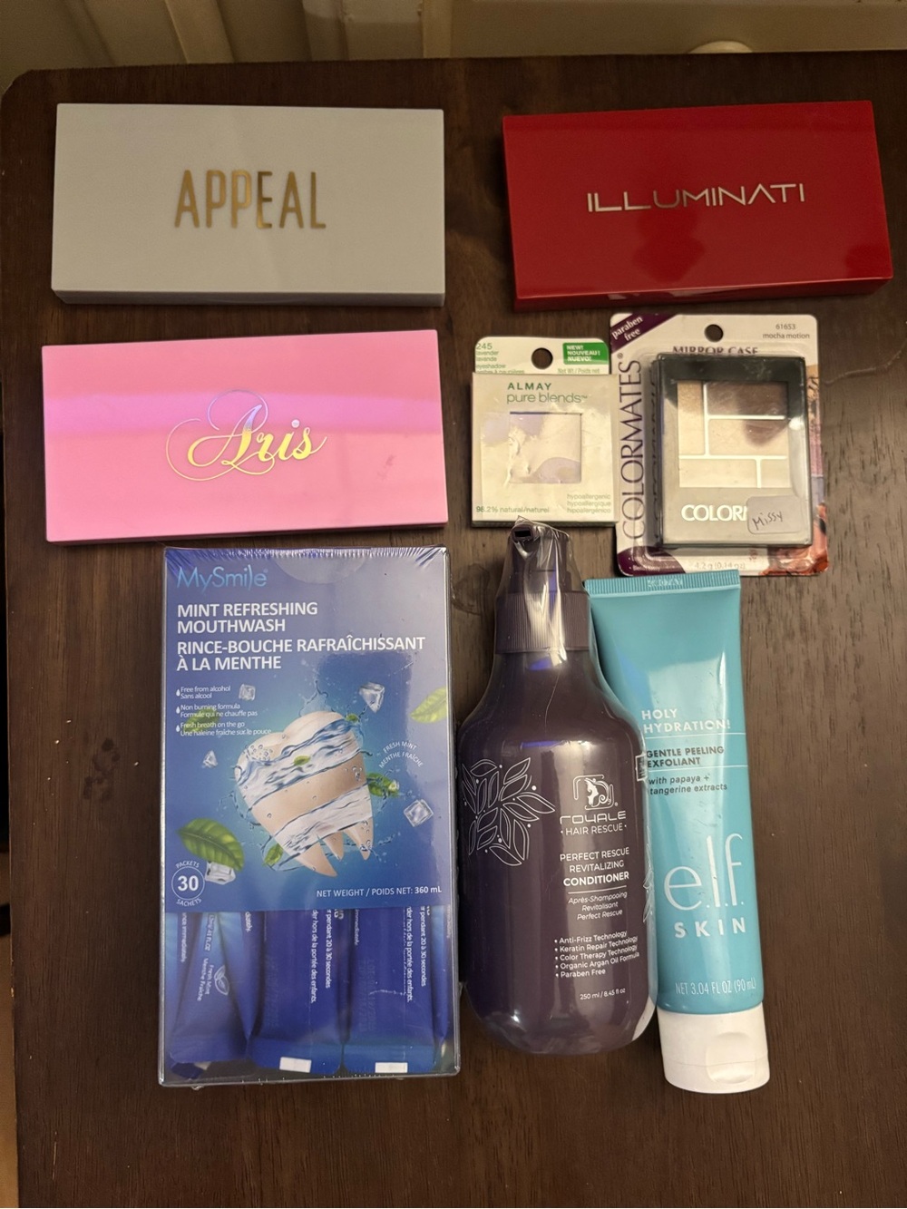 Beauty bundle! 8 items .. face pallets, eyeshadow, conditioner, mouthwash, elf